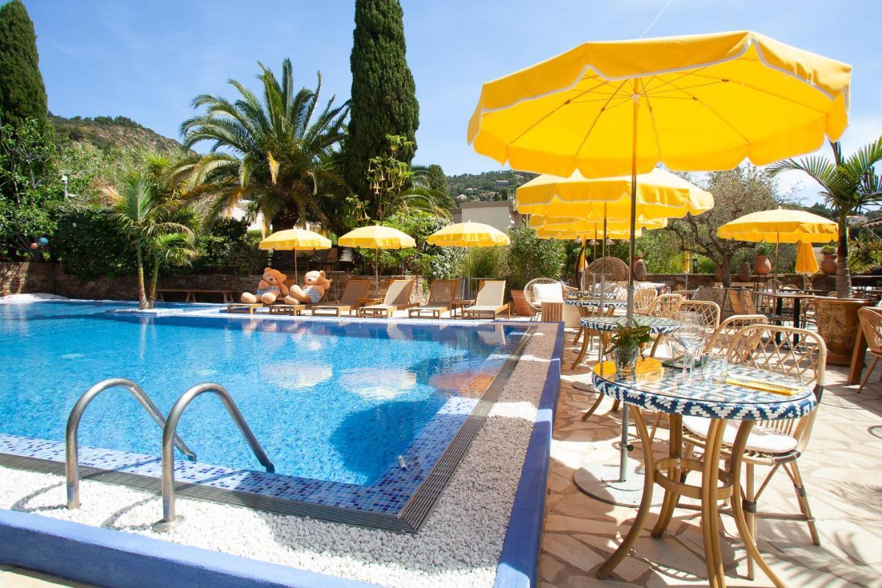 Hôtel La Piscine Le Lavandou Exterior foto